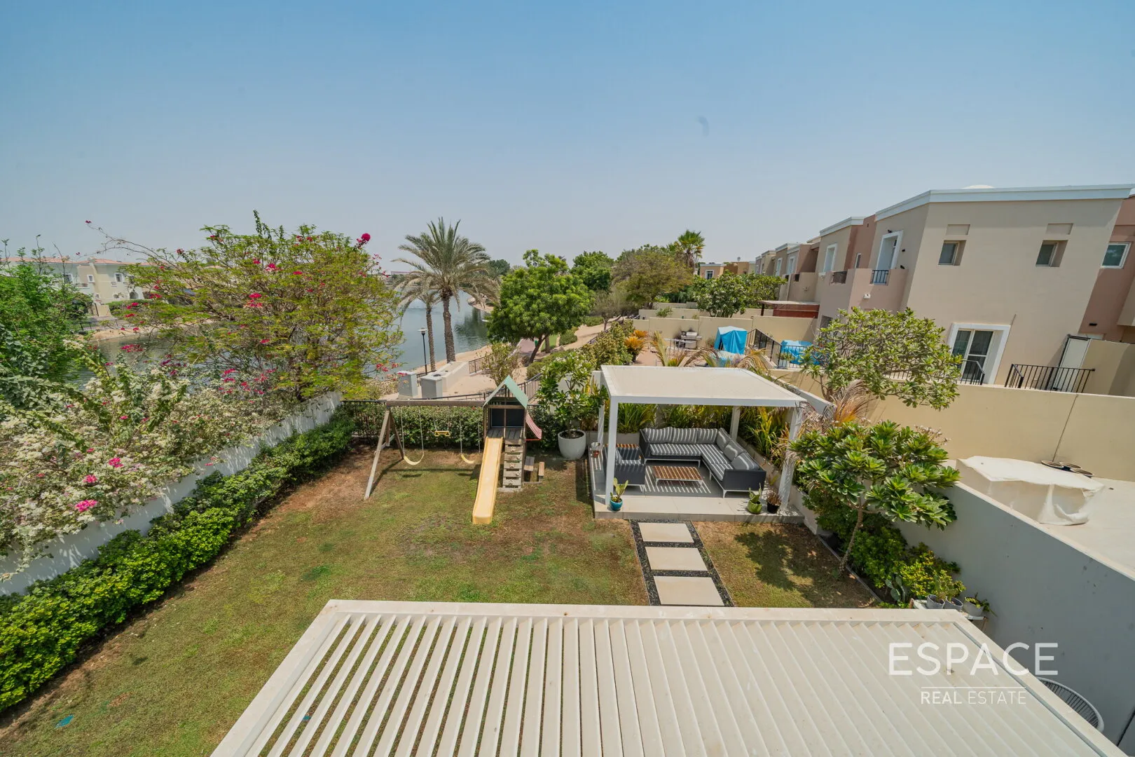 PropertiesGalleryCamera