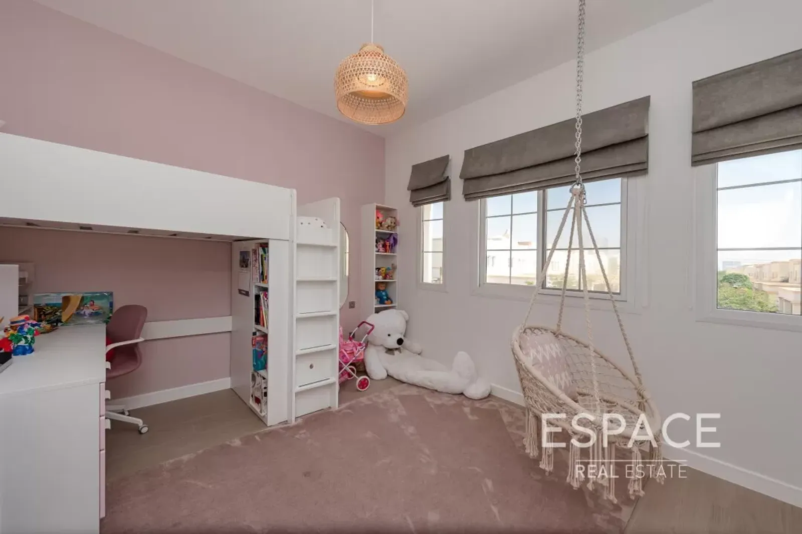 PropertiesGalleryCamera