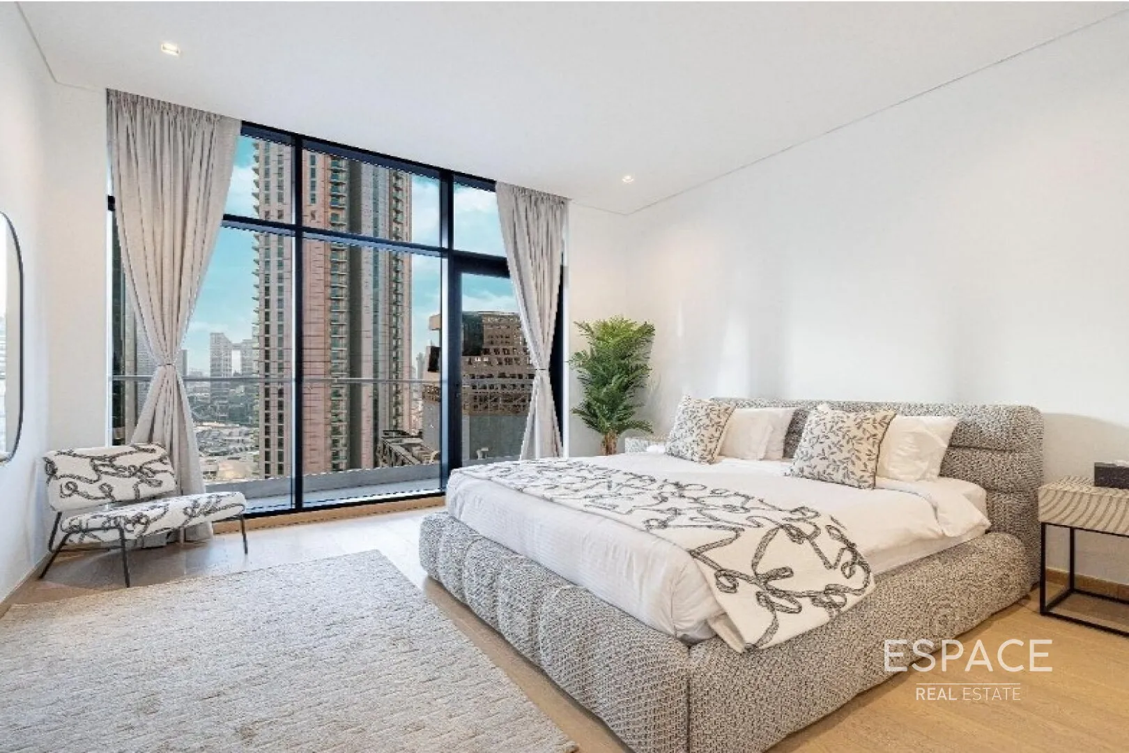 single static gallery