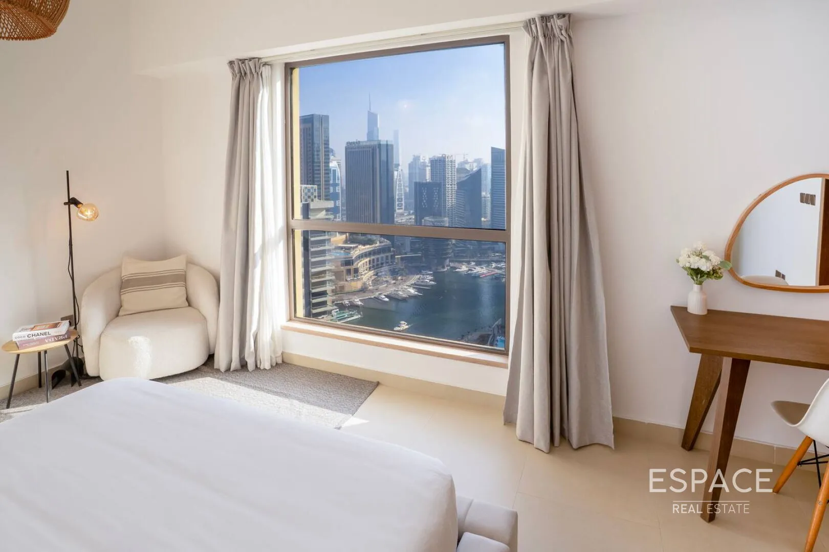 single static gallery