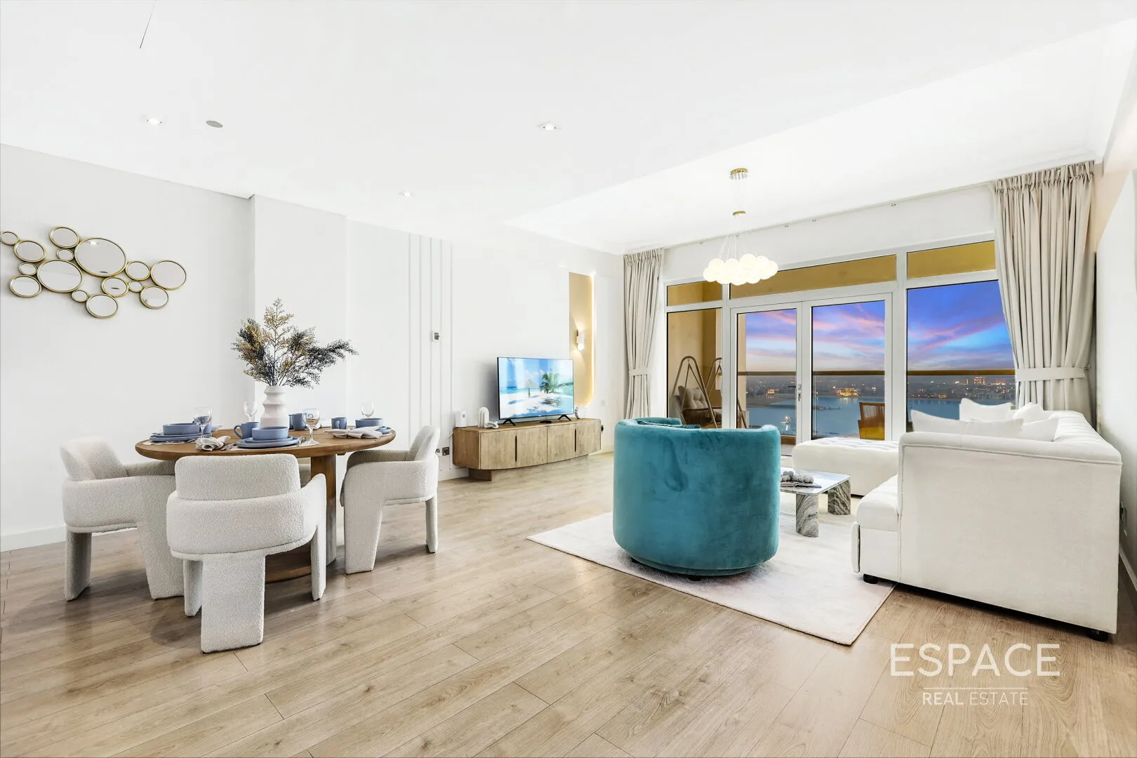 PropertiesGalleryCamera