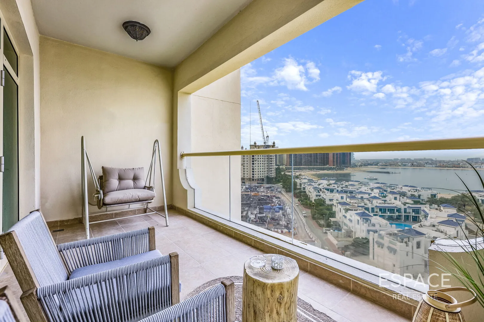 PropertiesGalleryCamera