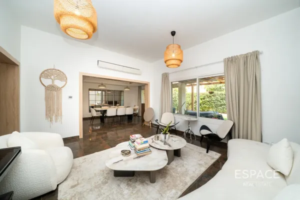 Zulal 2, Lakes, Dubai - Espace