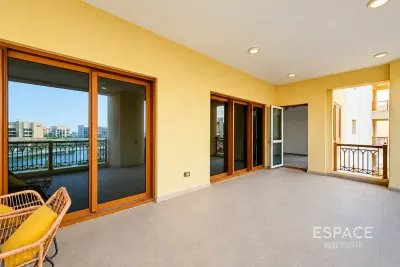 Marina Residence 3, Palm Jumeirah, Dubai - Espace