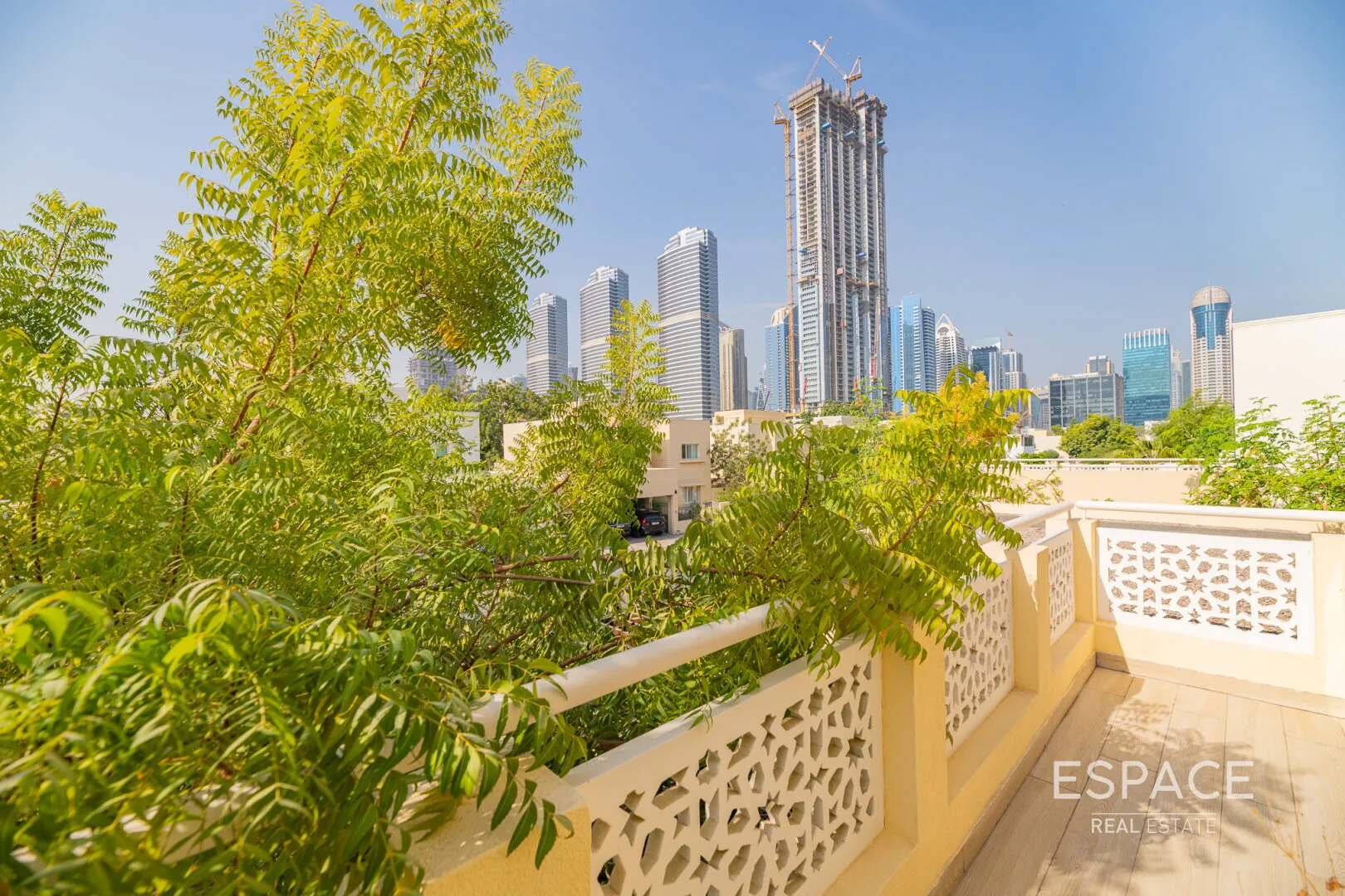 PropertiesGalleryCamera