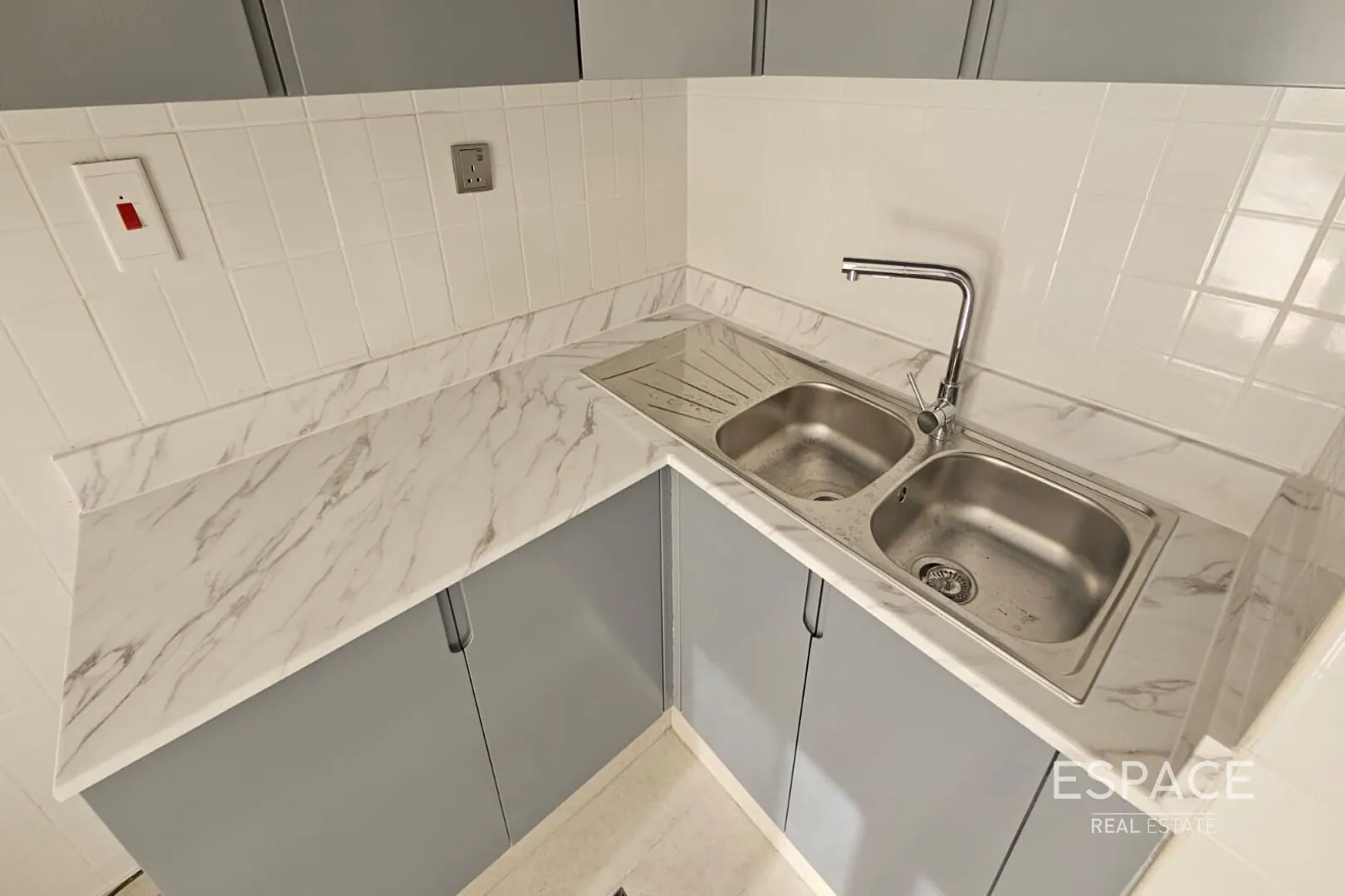 single static gallery