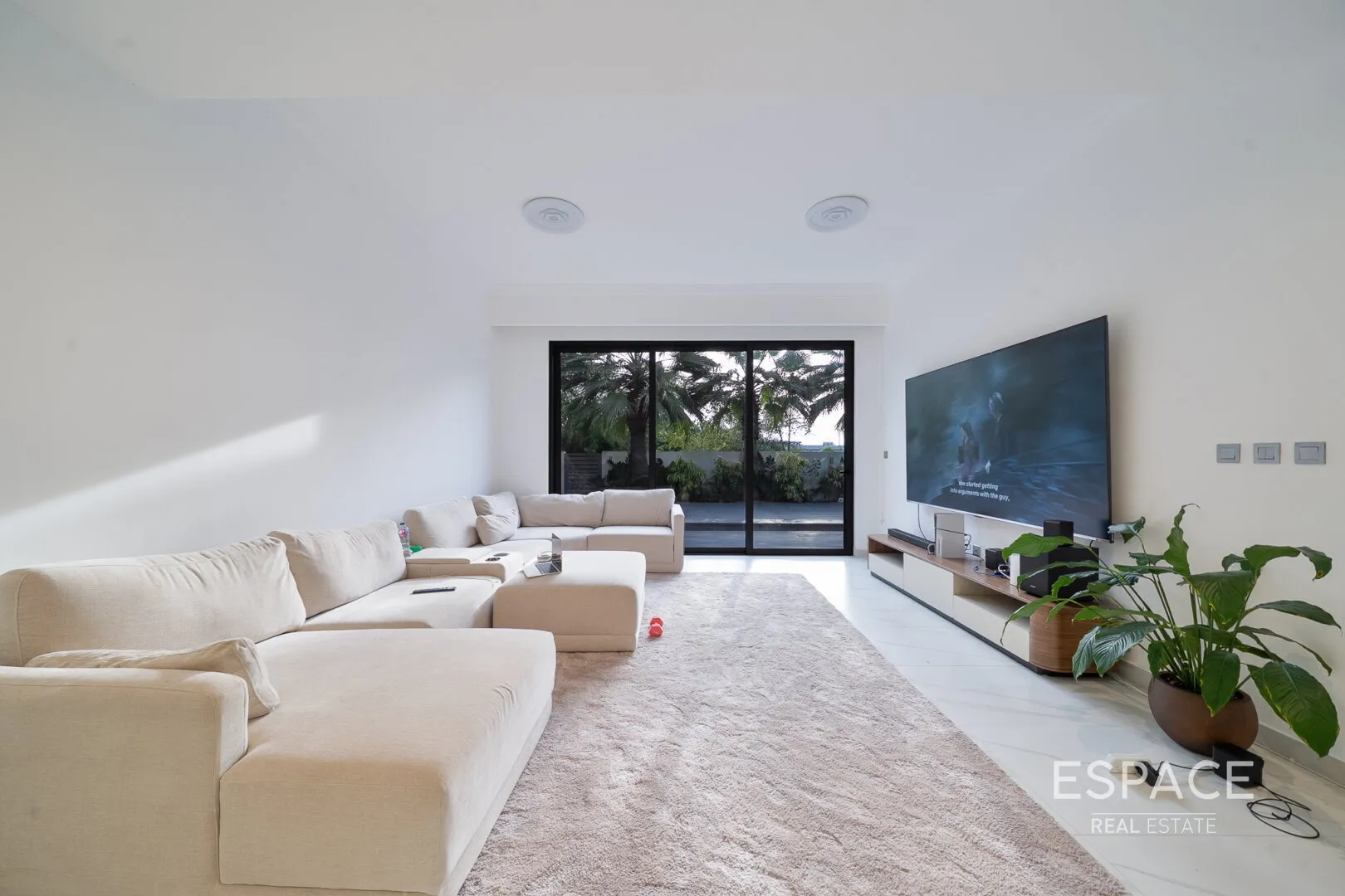 single static gallery