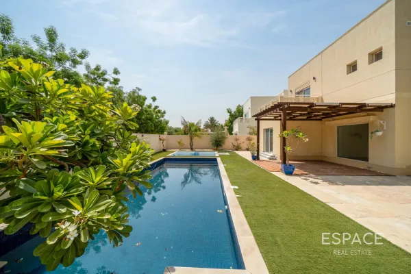 Meadows 2, Meadows, Dubai - Espace