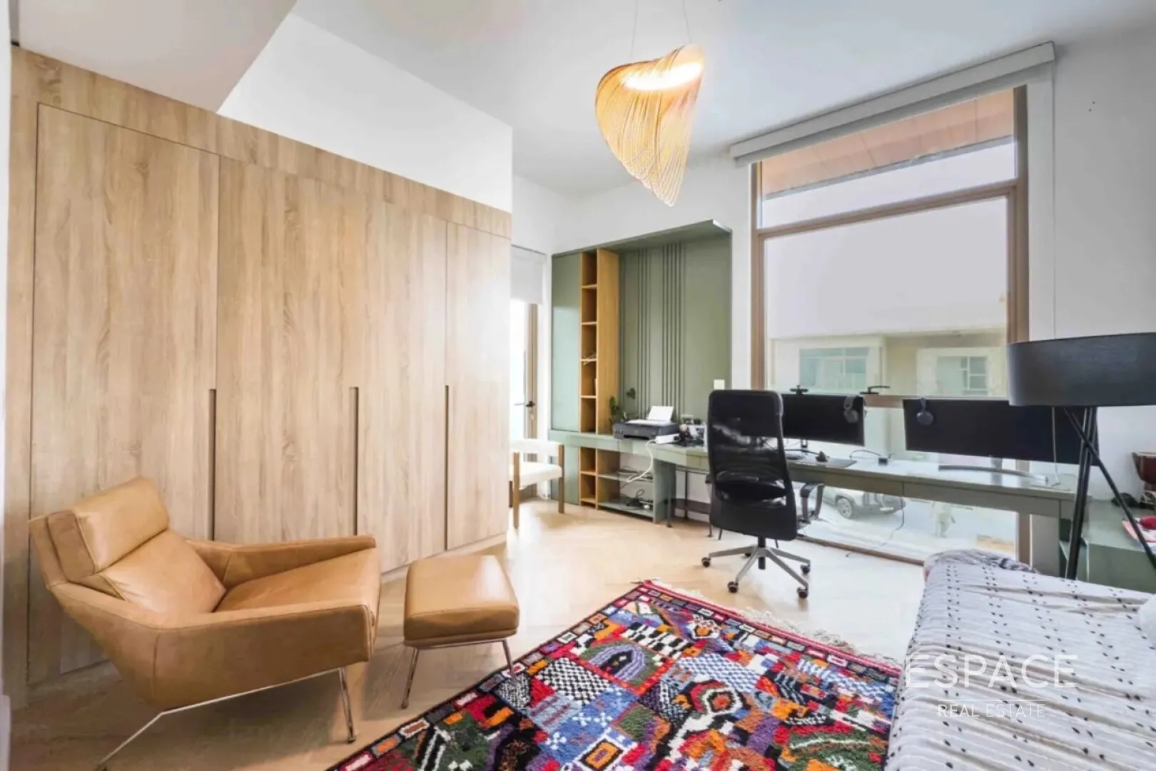 PropertiesGalleryCamera