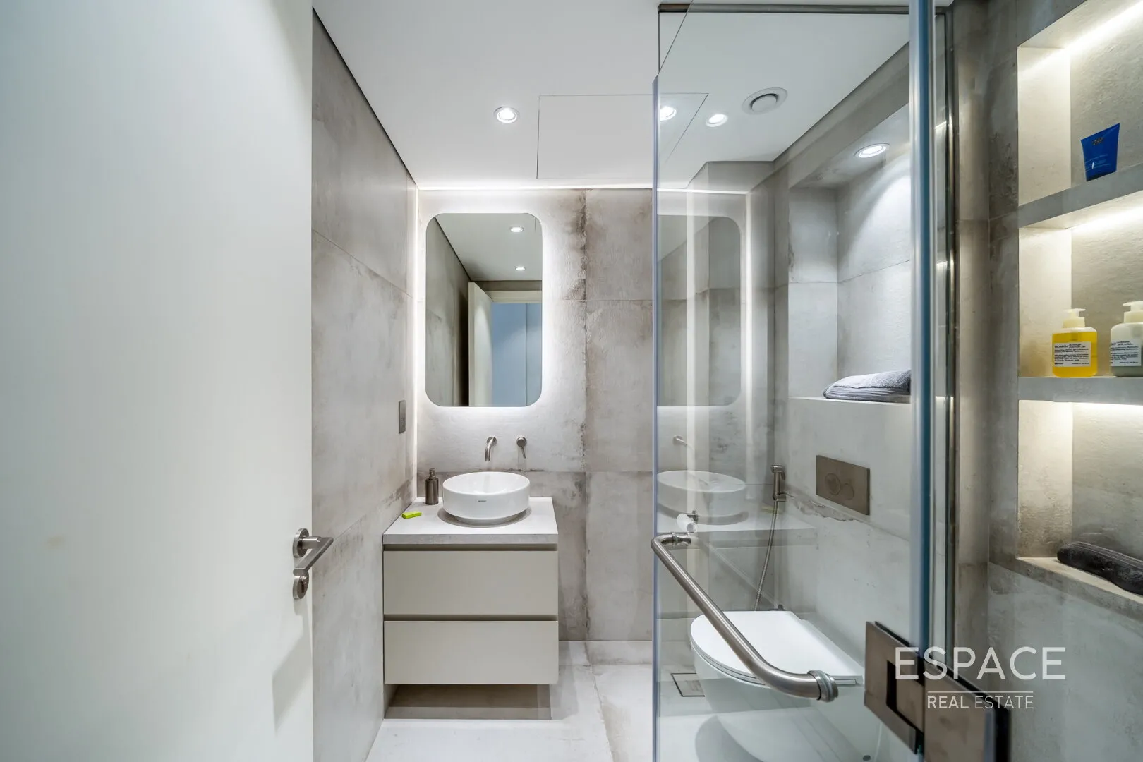 PropertiesGalleryCamera