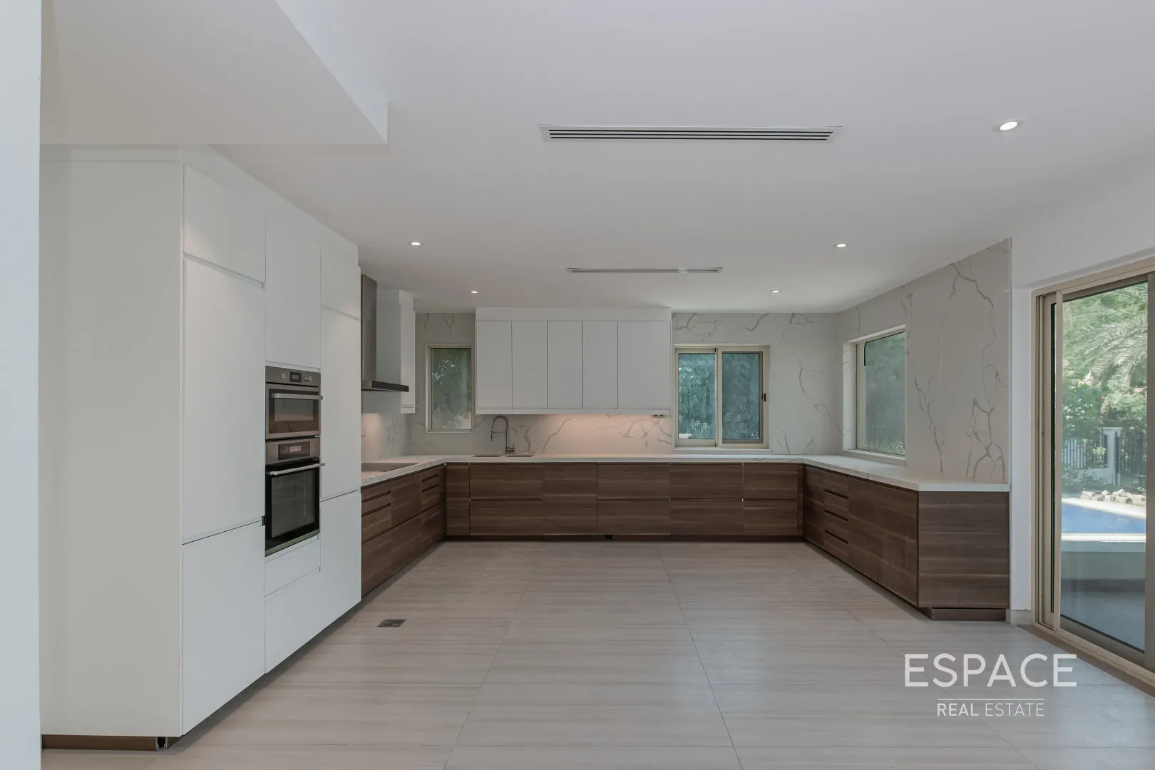 single static gallery