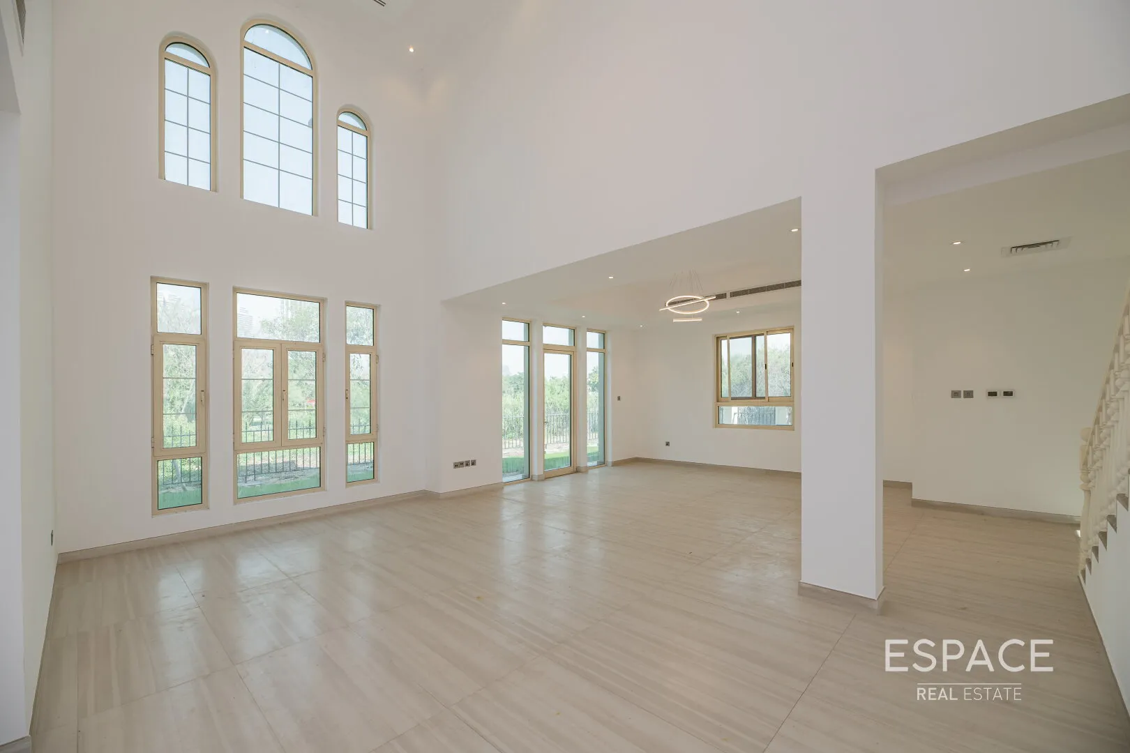 single static gallery