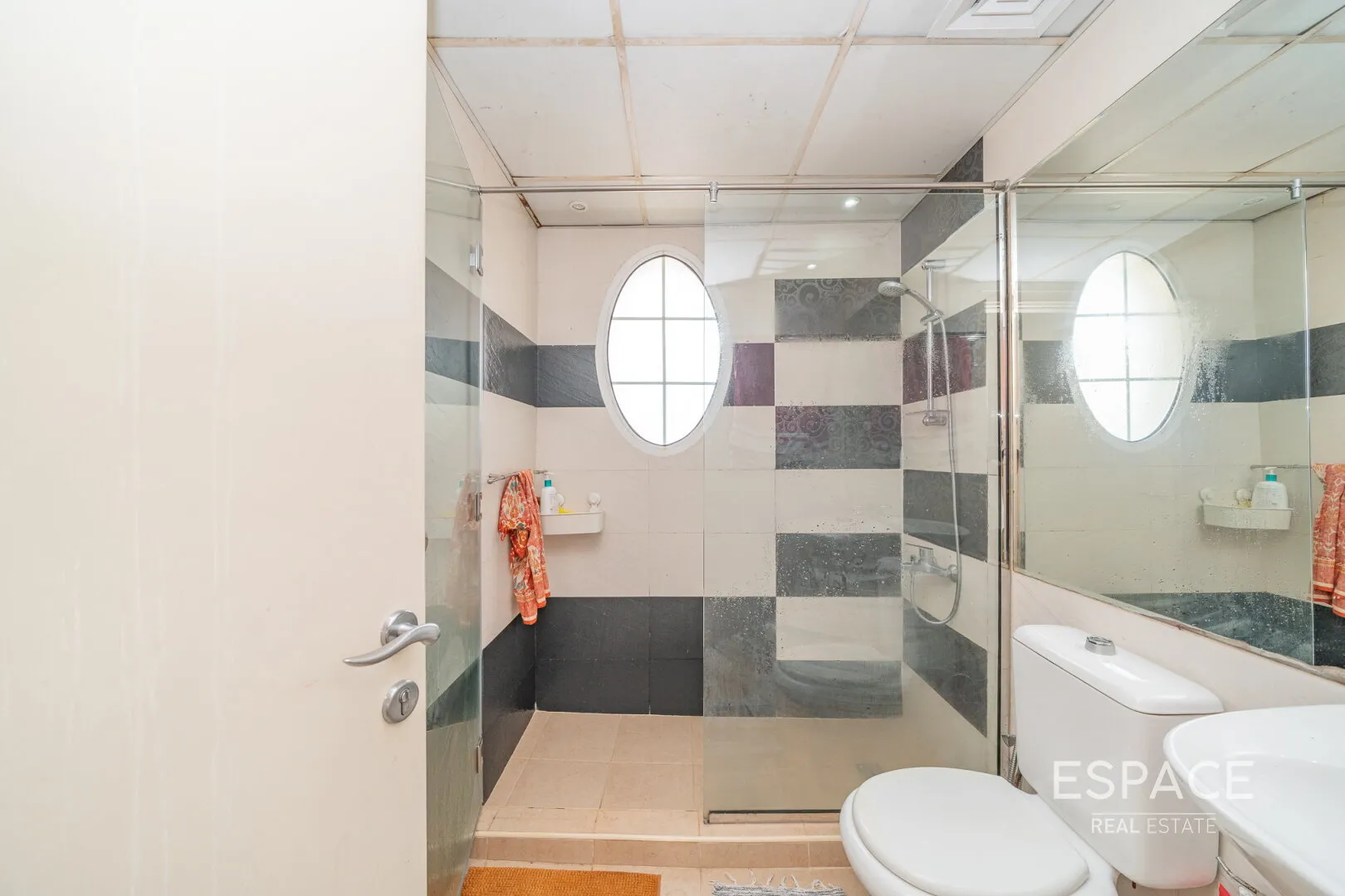 PropertiesGalleryCamera