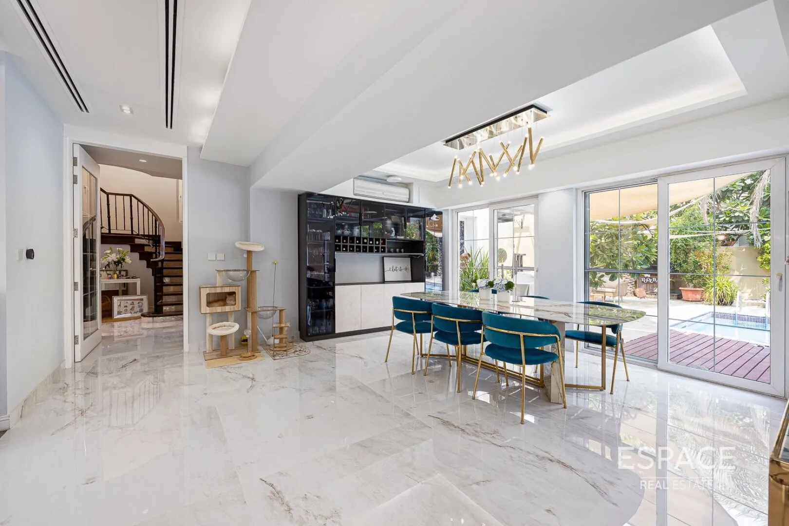 single static gallery