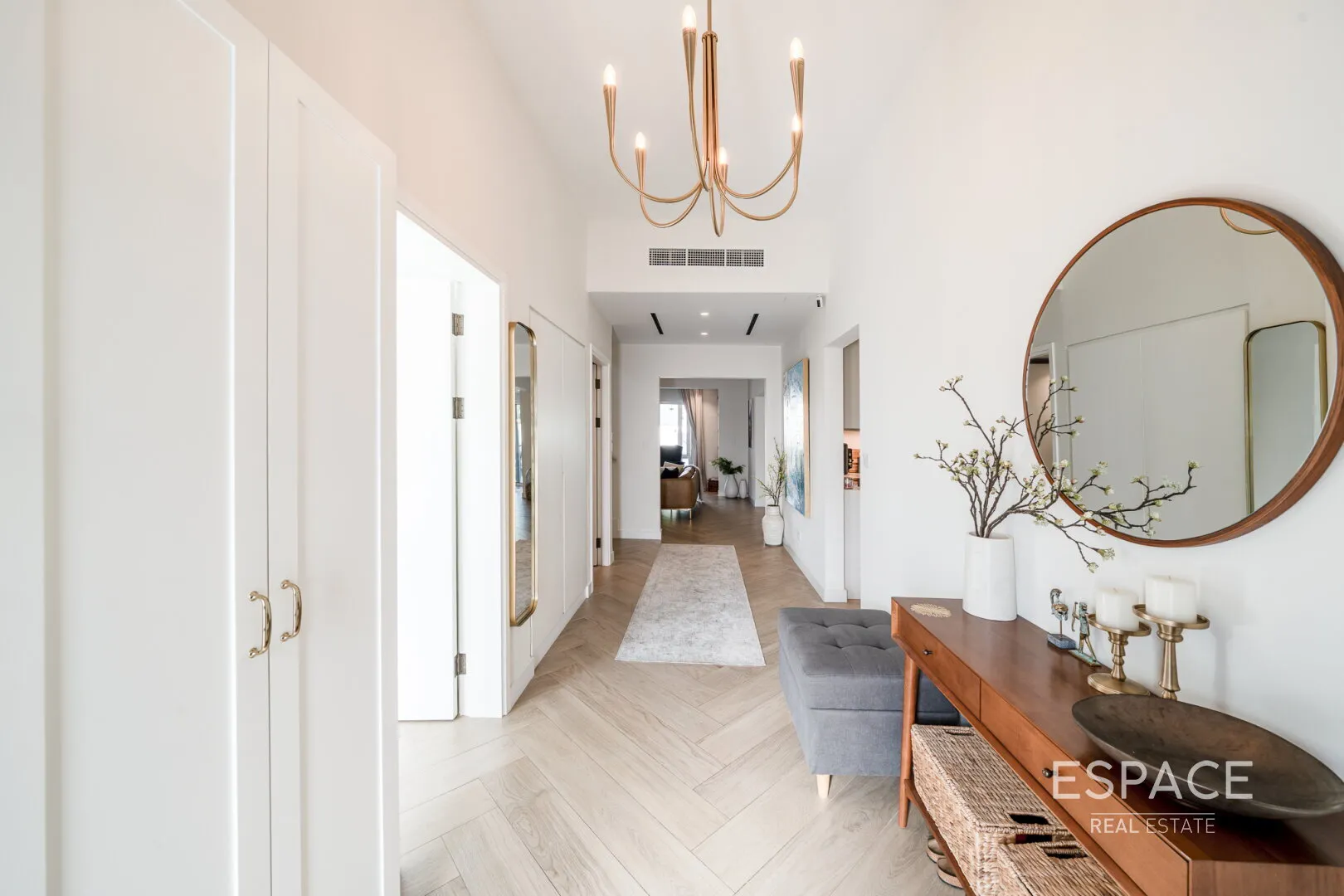 single static gallery