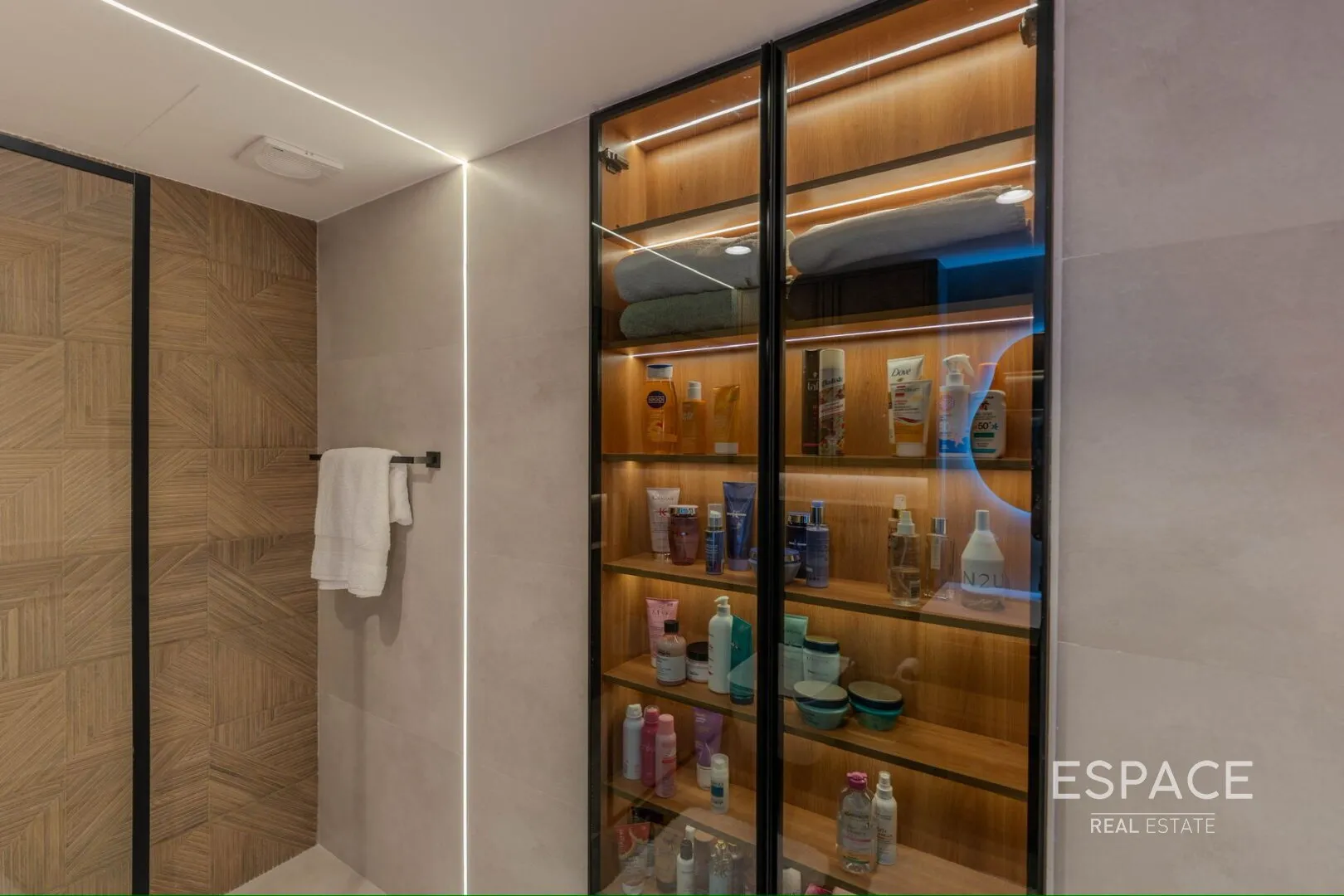 PropertiesGalleryCamera