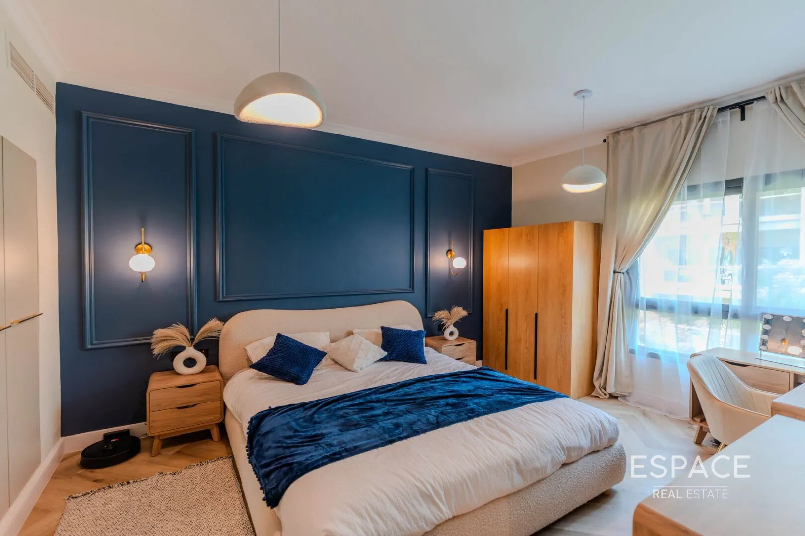 single static gallery