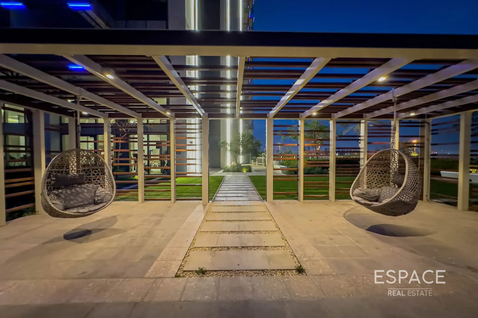 PropertiesGalleryCamera