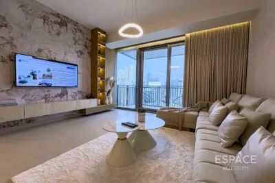 5242 Tower 2, Dubai Marina, Dubai - Espace