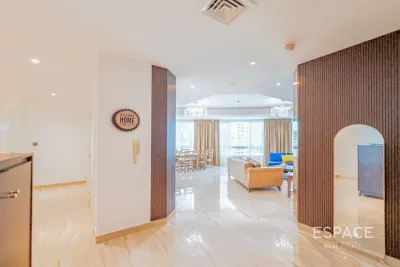 Horizon Tower, Dubai Marina, Dubai - Espace