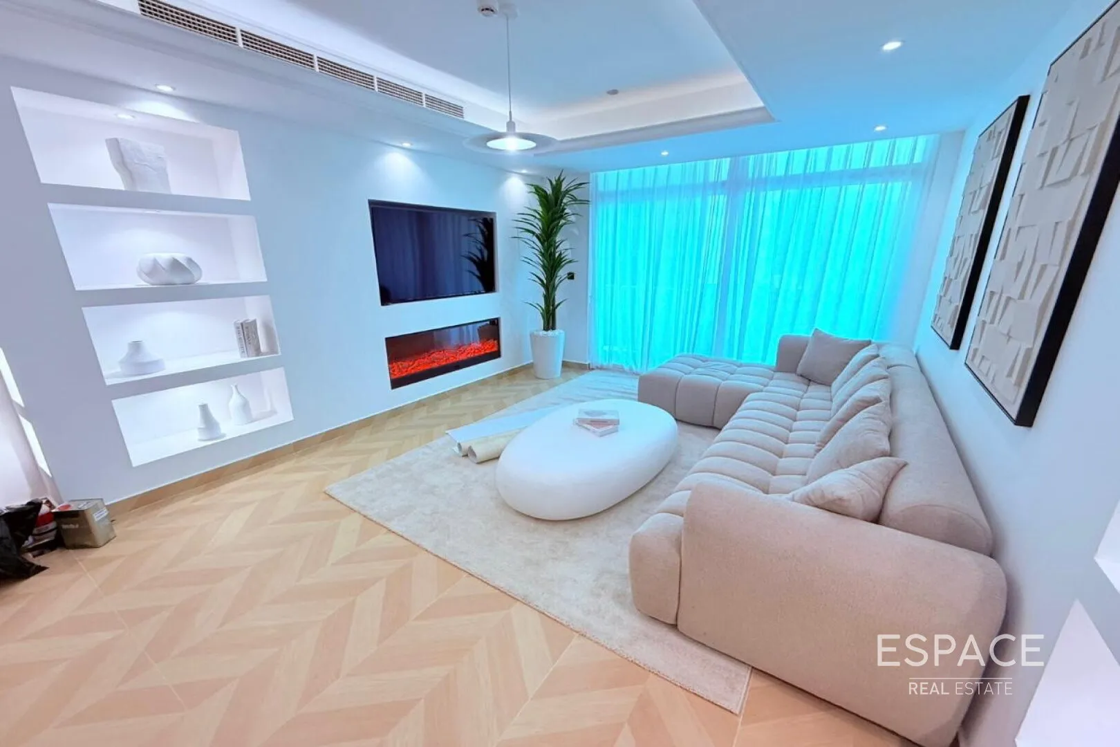 single static gallery