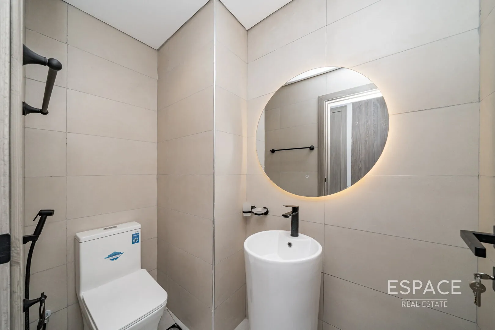 PropertiesGalleryCamera