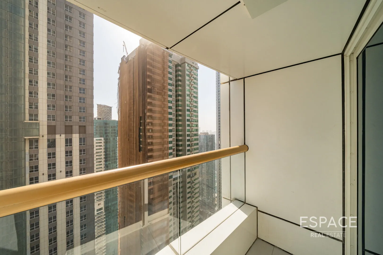 single static gallery