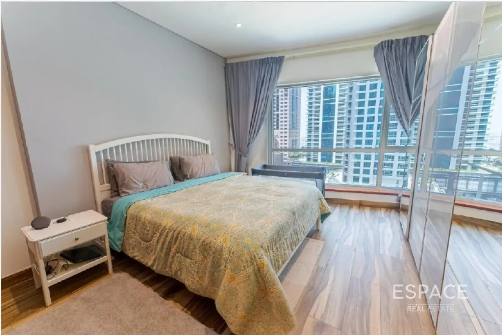 PropertiesGalleryCamera