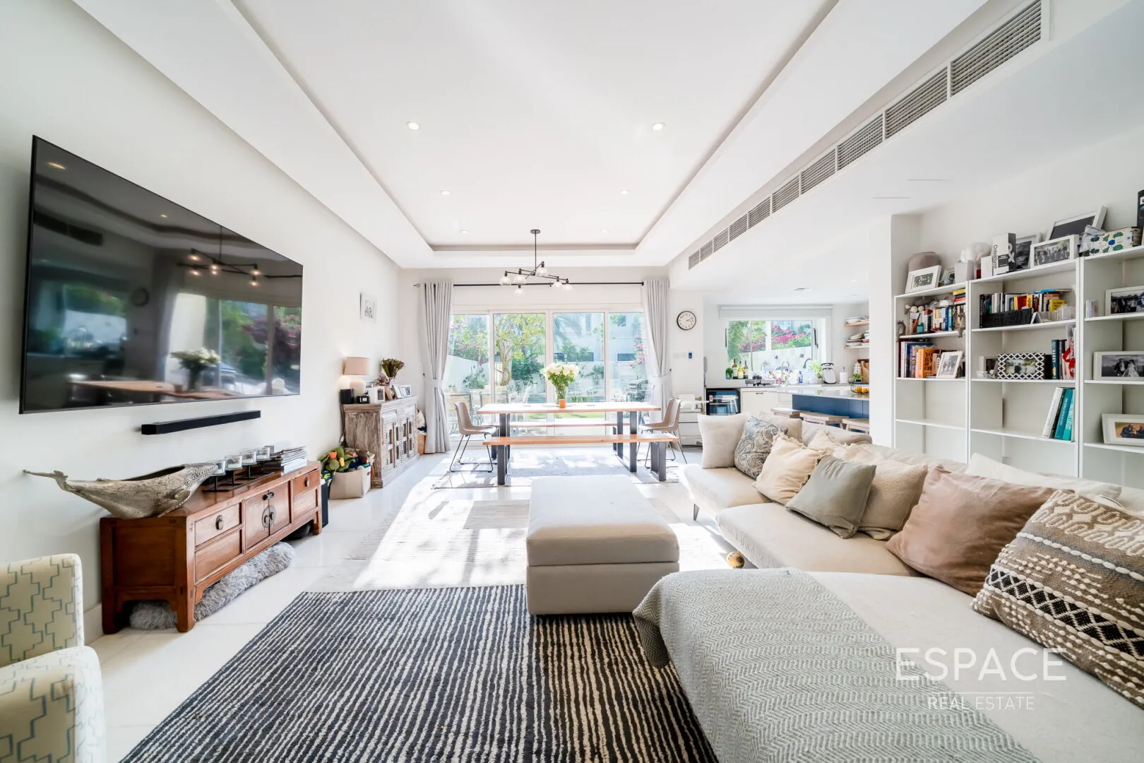 single static gallery