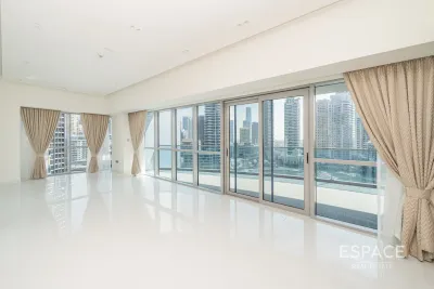 The Jewels Tower 2, Dubai Marina, Dubai - Espace