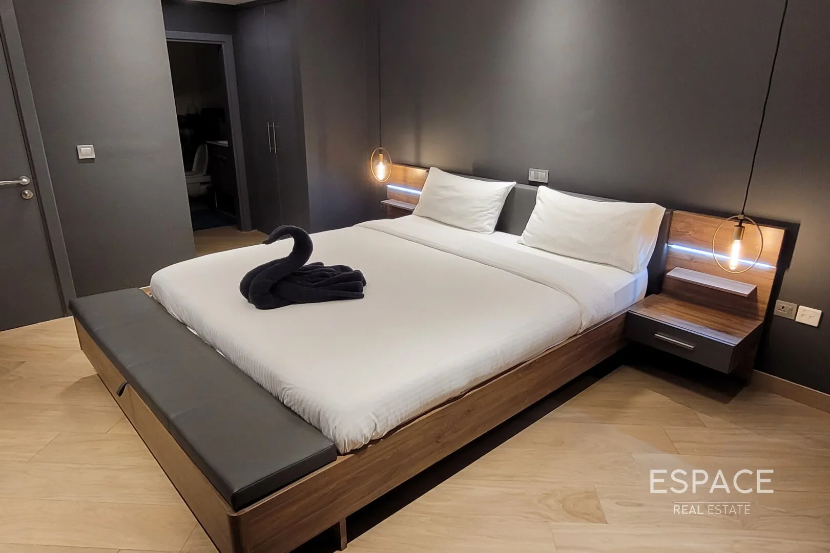 single static gallery