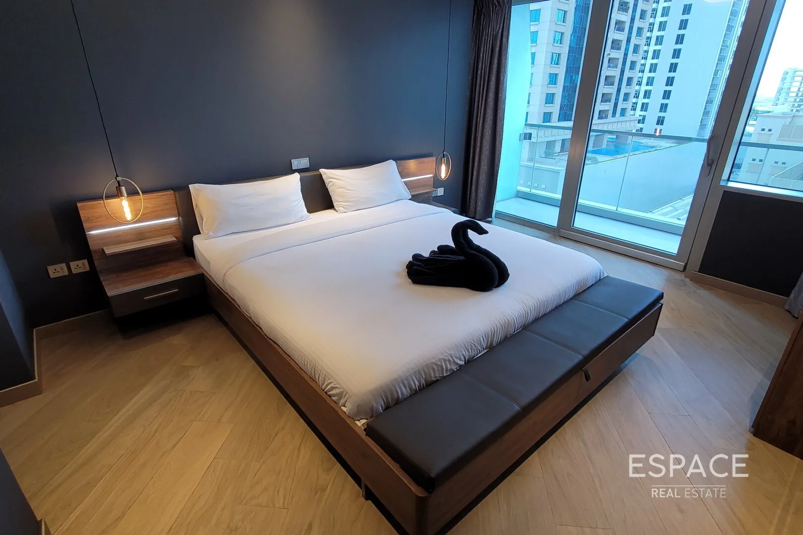 PropertiesGalleryCamera