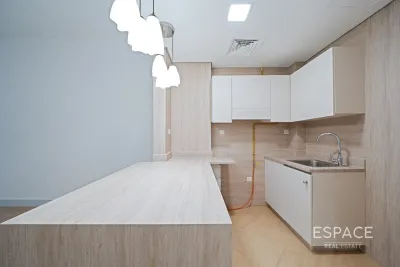 Plazzo Residence, Jumeirah Village Triangle, Dubai - Espace