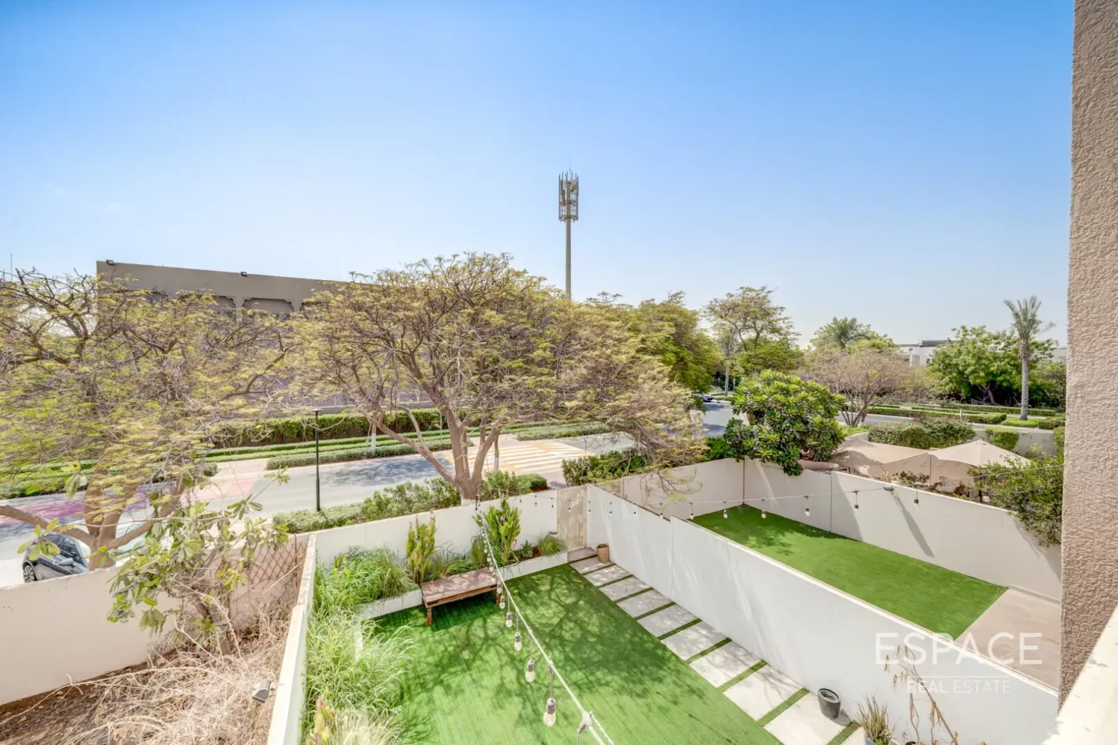 PropertiesGalleryCamera