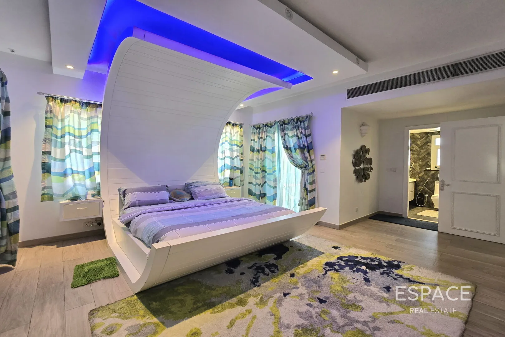 PropertiesGalleryCamera
