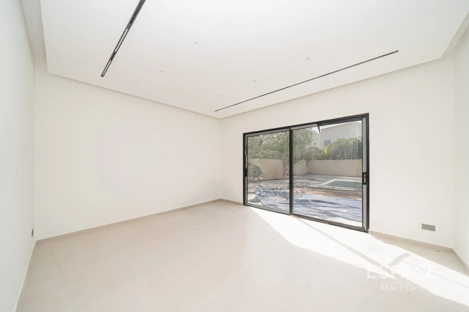 single static gallery