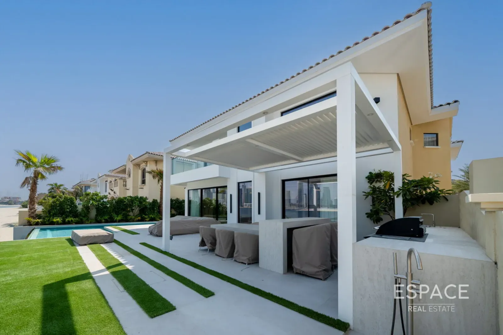 PropertiesGalleryCamera