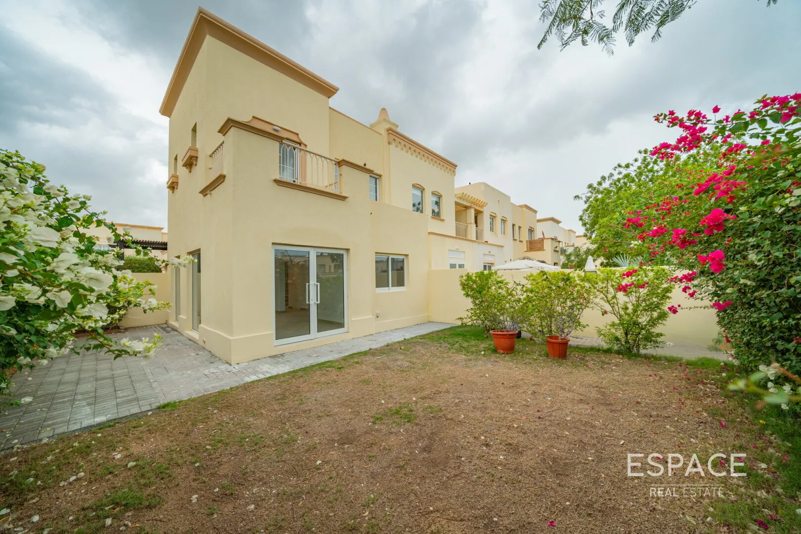 single static gallery