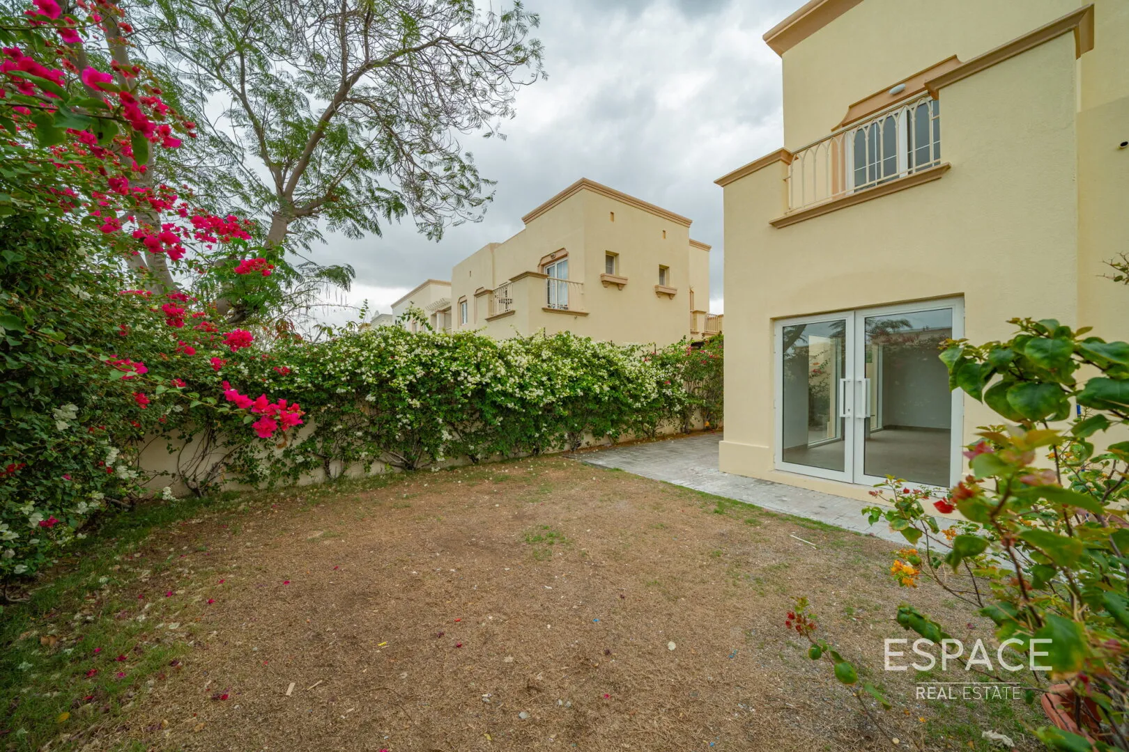 PropertiesGalleryCamera