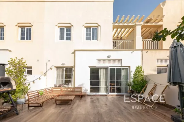 Springs 9, Springs, Dubai - Espace