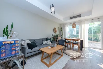 Springs 9, Springs, Dubai - Espace