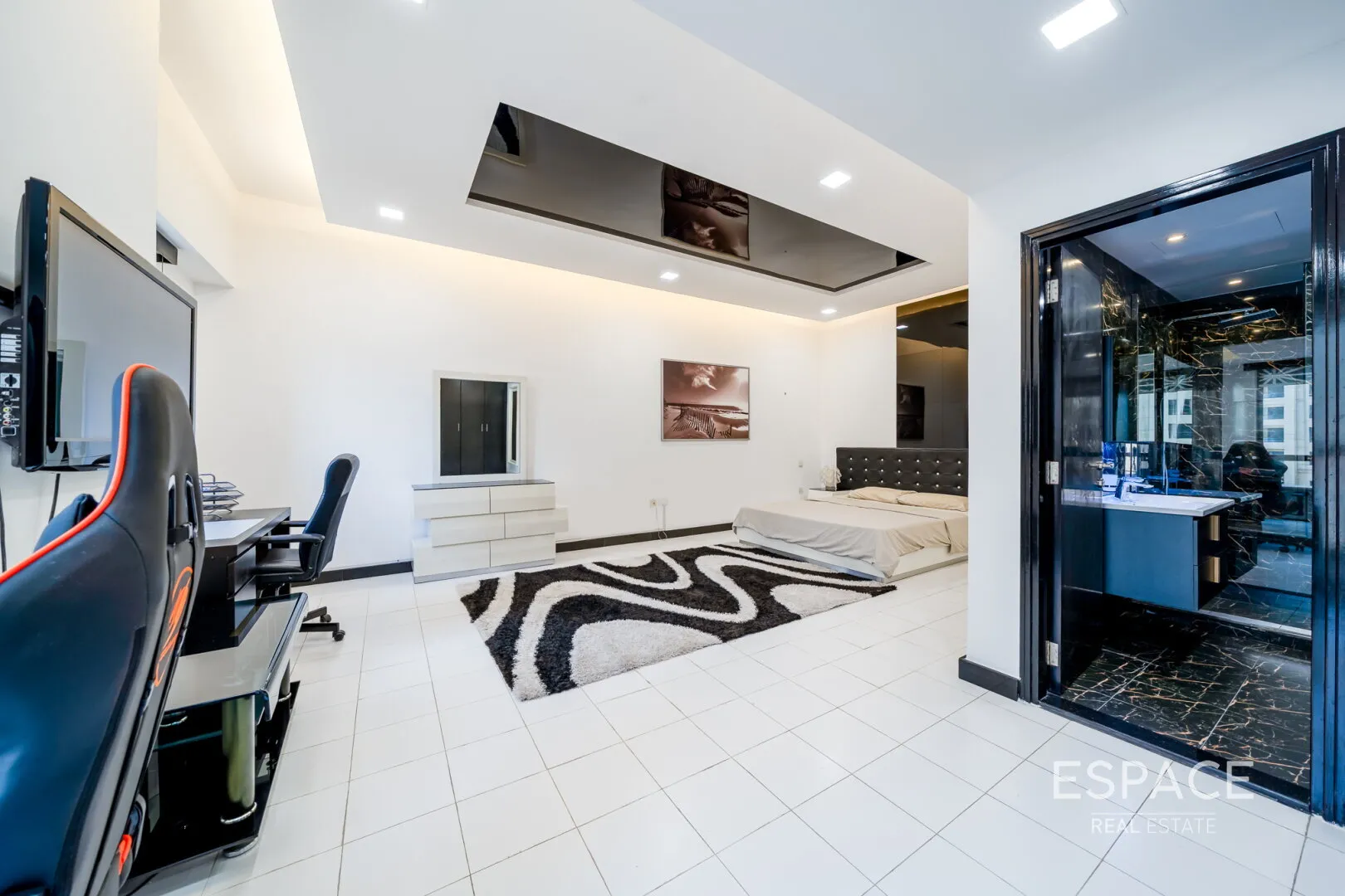 PropertiesGalleryCamera