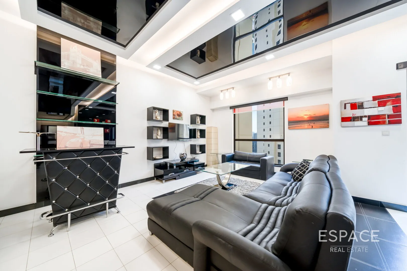 single static gallery