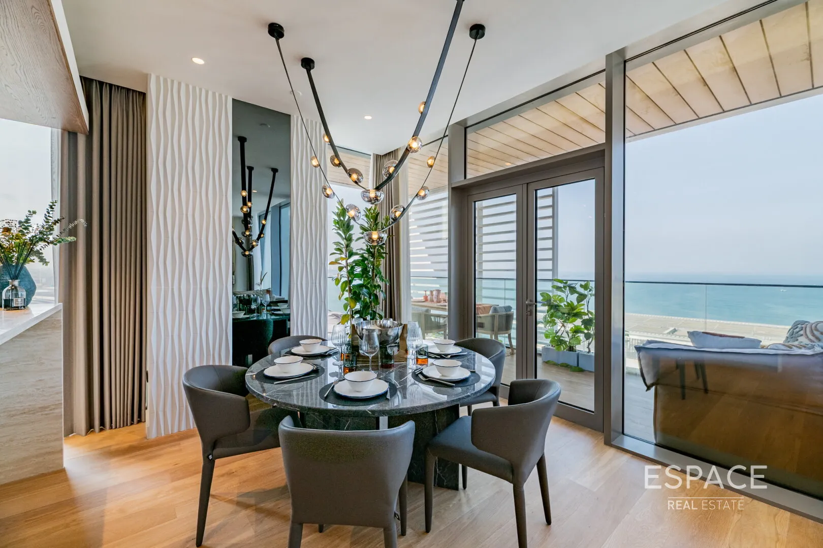 single static gallery