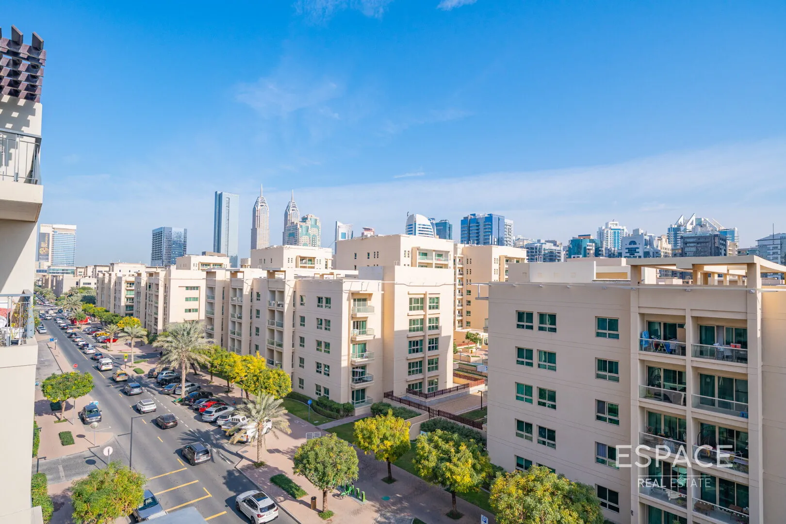 PropertiesGalleryCamera