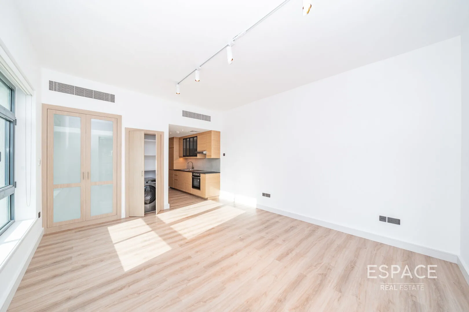 single static gallery