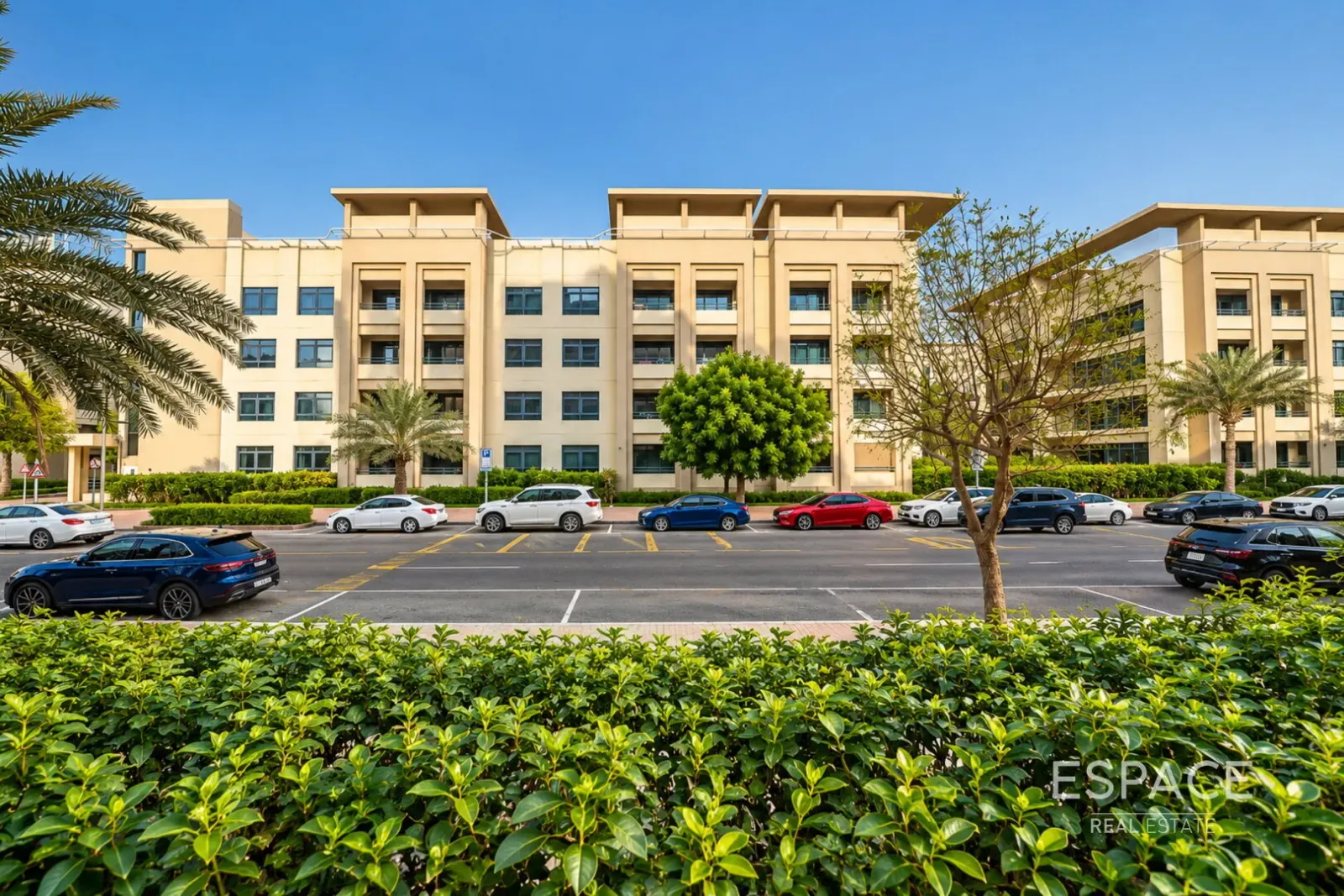 PropertiesGalleryCamera
