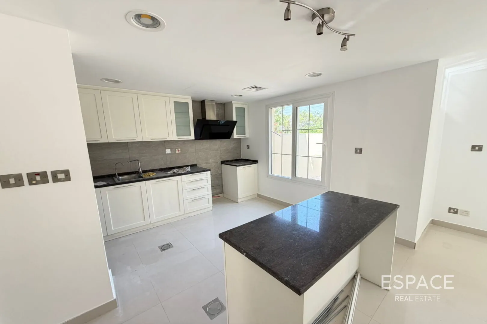 single static gallery