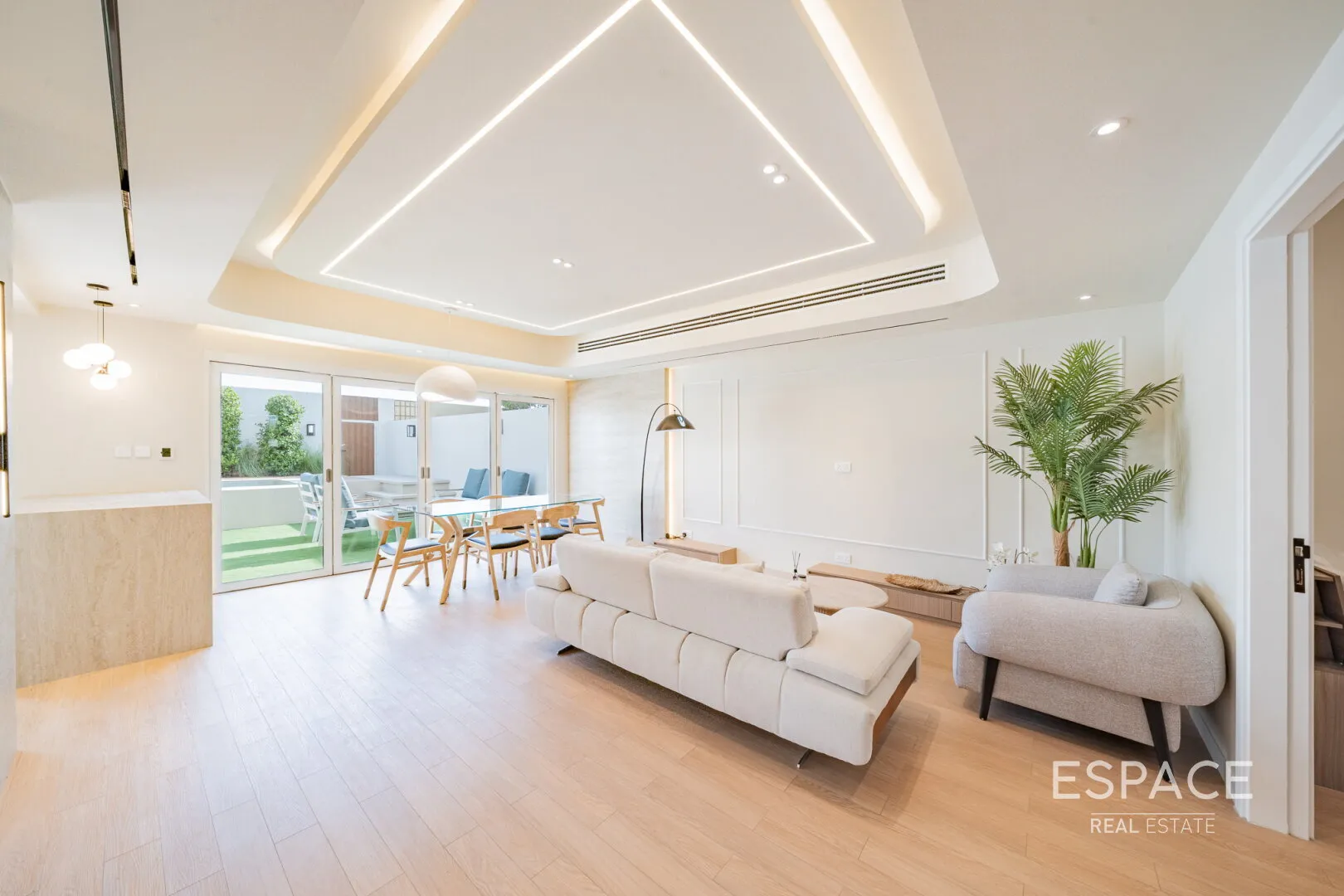 single static gallery