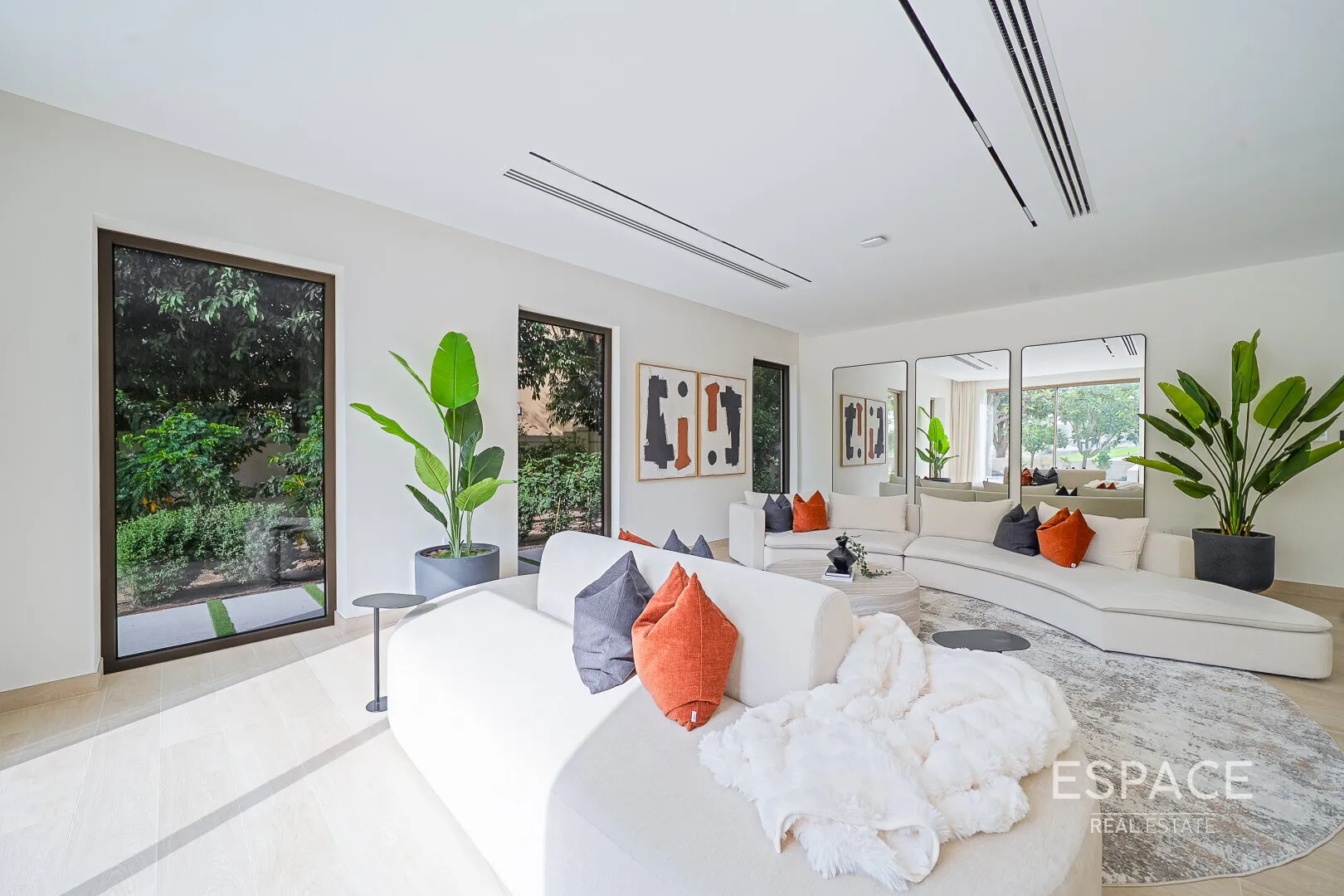 single static gallery